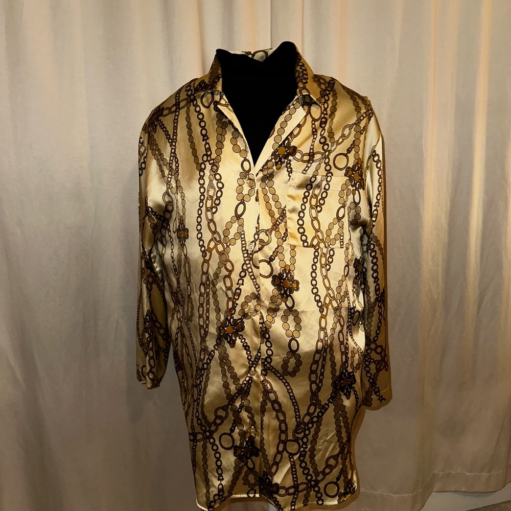 Victoria's Secret Cream and Gold Chain Print Pajamas